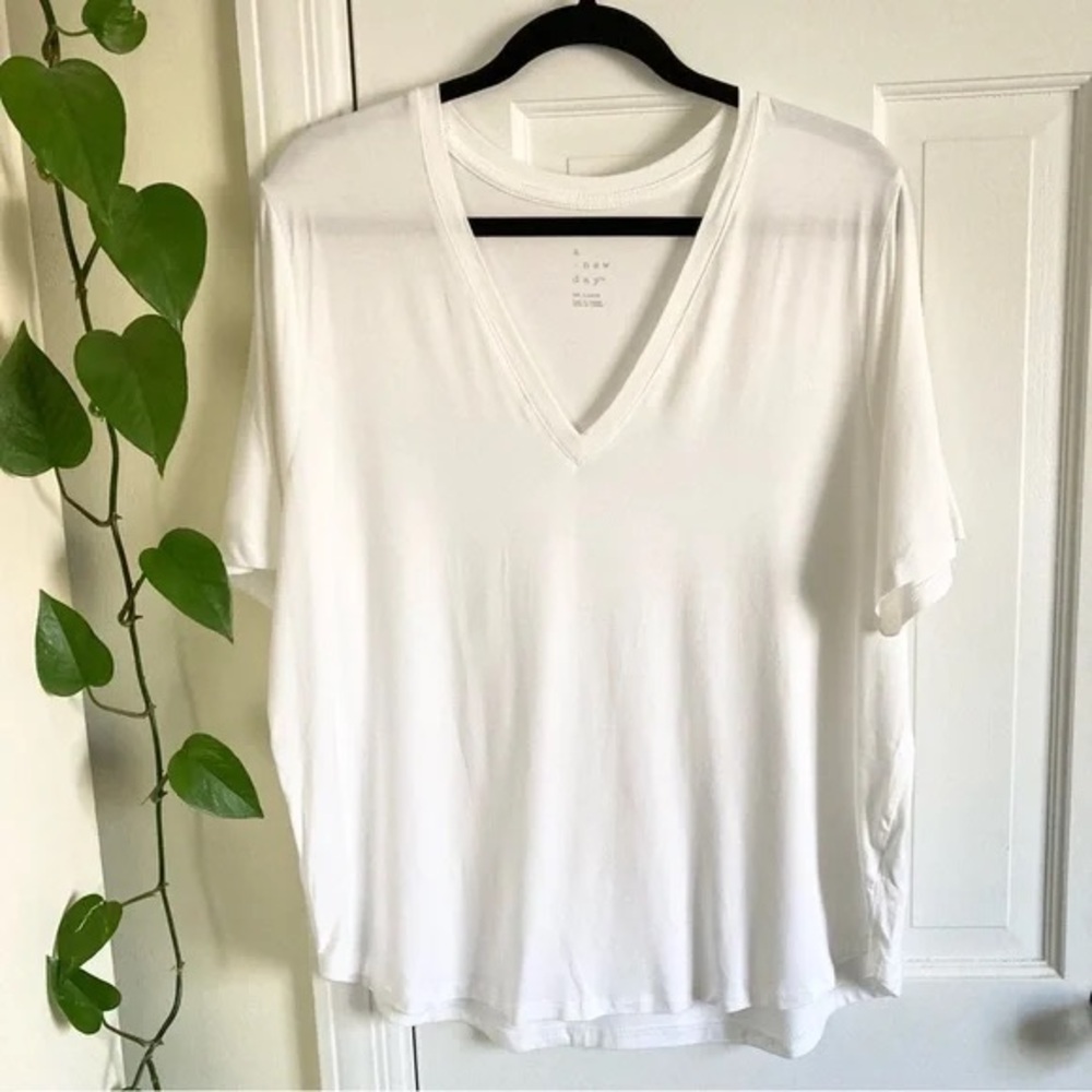 a new day White V-Neck Short Sleeve Top